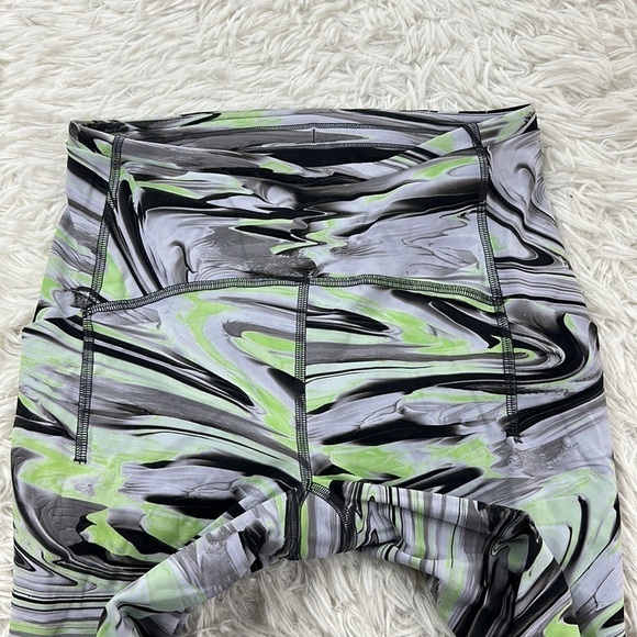 Lululemon Swift Speed High-Rise Crop 21" Paint Glide Warp Multi - Picture 3 of 7